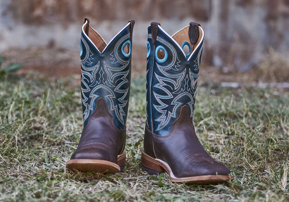 Shop Best Selling Cowboy Boots, Apparel & Accessories | Justin Boots