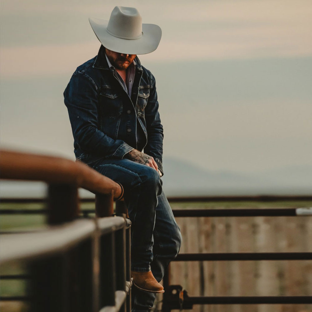 Cantautor de m&uacute;sica vaquera y country